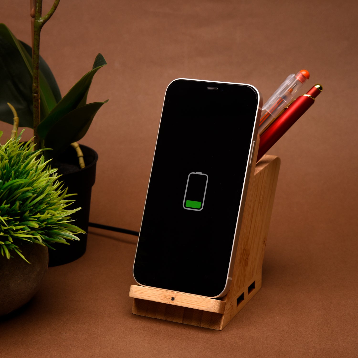 Wireless Charges Usb Maple 15W Wireless Charger & USB Hub With Pen Stand – Wangari