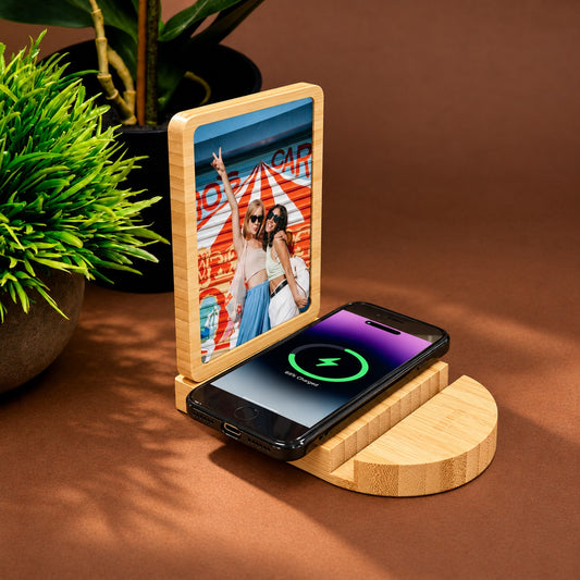 Grove PhotoFrame With Wireless Charger